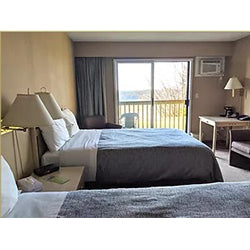 Last Stand 2024: 108 Golf Resort Standard Room - 2 Double Beds