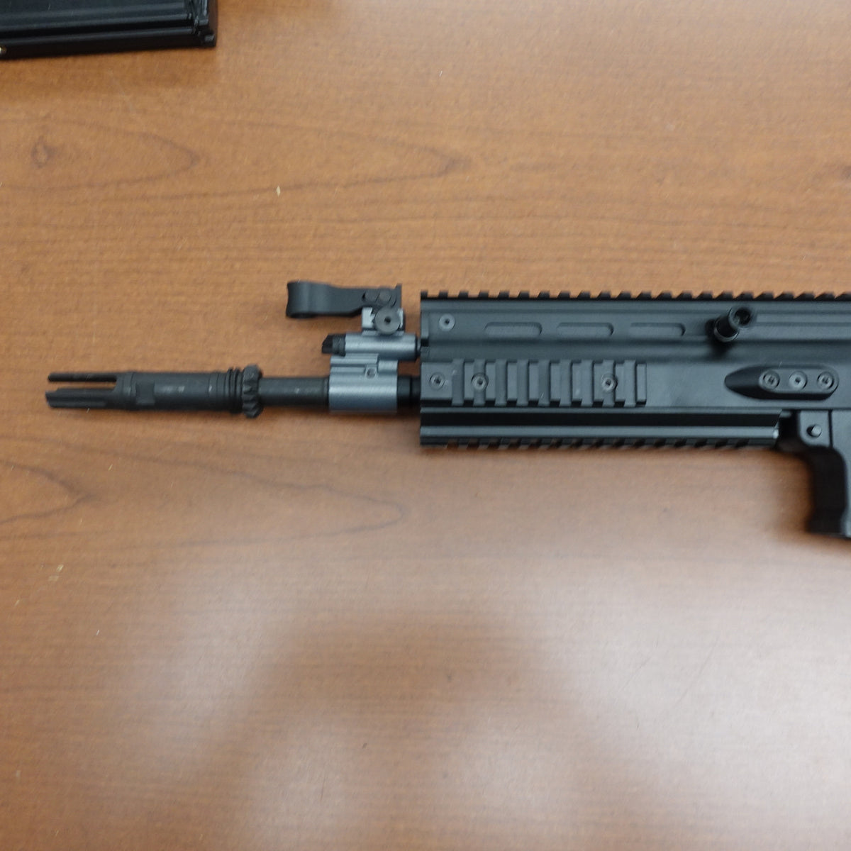 Consignment - VFC SCAR H