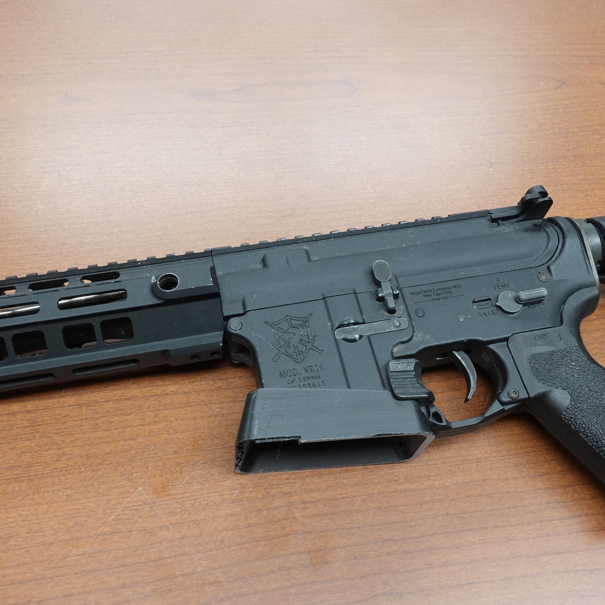 Consignment - VFC VR16