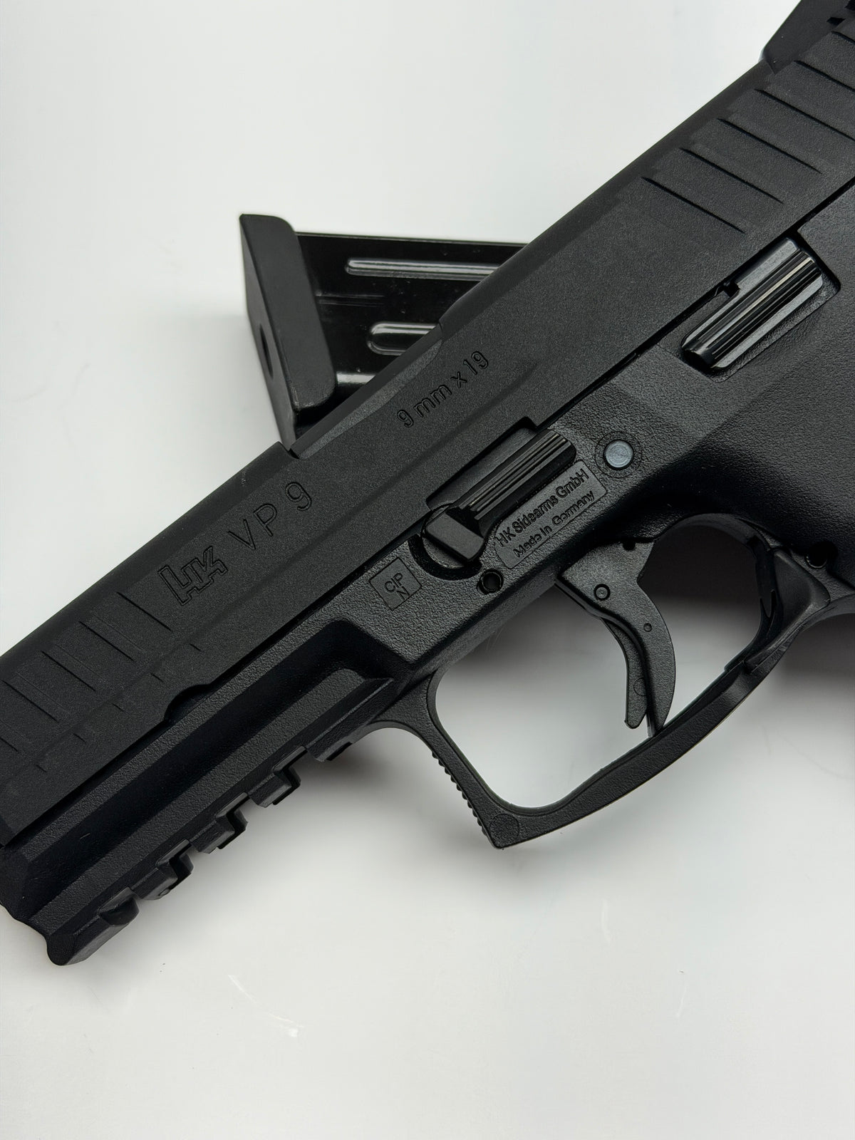 Consignment - VFC VP9