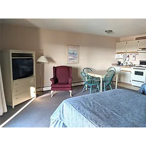 Last Stand 2024: 108 Golf Resort Kitchenette Room - 2 Double Beds